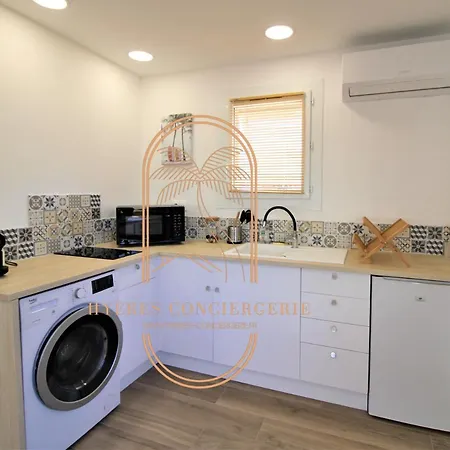 Le Berriau-studio-clim/pk/wifi/plage Privee/hyeres