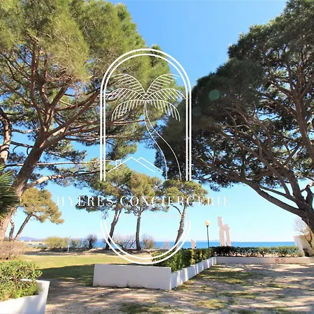 Le Berriau-studio-clim/pk/wifi/plage Privee/hyeres