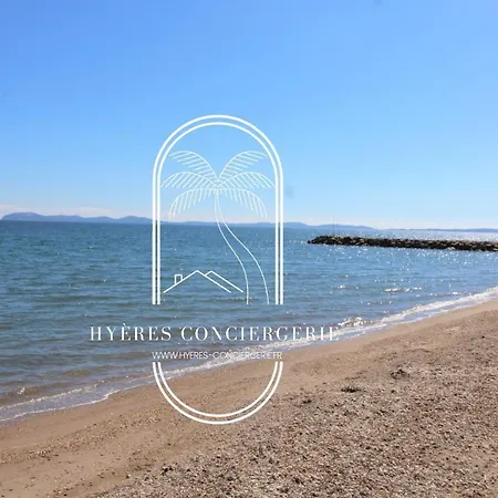 Le Berriau-studio-clim/pk/wifi/plage Privee/hyeres Apartment Hyeres