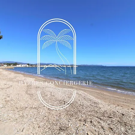 Le Berriau-studio-clim/pk/wifi/plage Privee/hyeres *